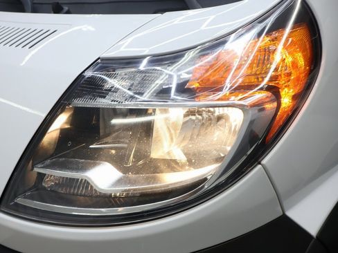 Used 2022 RAM ProMaster 3500 w/ Premium Convenience Group image 27