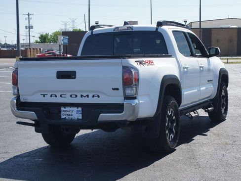 Used 2023 Toyota Tacoma TRD Off-Road AWD/4WD image 18