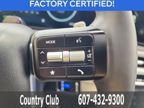 Certified 2024 Hyundai Santa Fe Limited AWD/4WD image 20