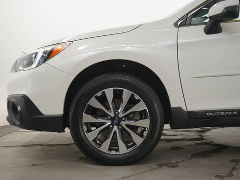 Used 2017 Subaru Outback 2.5i Limited image 35