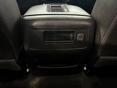 Used 2018 GMC Sierra 1500 Denali w/ Denali Ultimate Package image 39