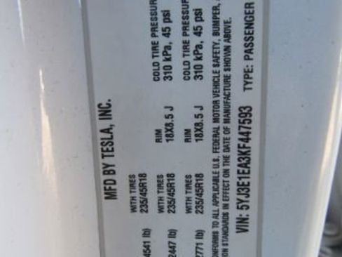 Used 2019 Tesla Model 3 Standard Range image 48