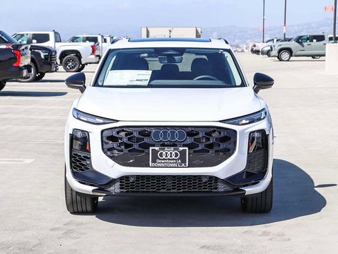 New 2026 Audi Q3 quattro 2.0T image 2