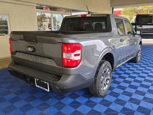 New 2025 Ford Maverick XLT w/ XLT Luxury Package FWD image 6