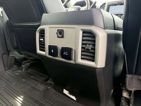 Used 2019 Ford F350 Lariat w/ Lariat Value Package image 21