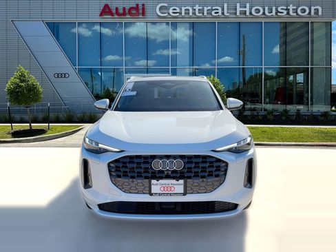 New 2025 Audi Q5 Prestige image 6