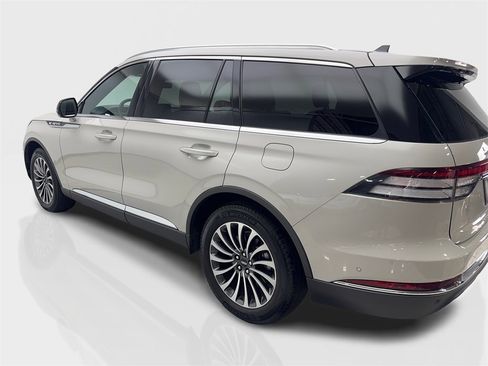 Used 2022 Lincoln Aviator Reserve w/ Equipment Group 201A image 14