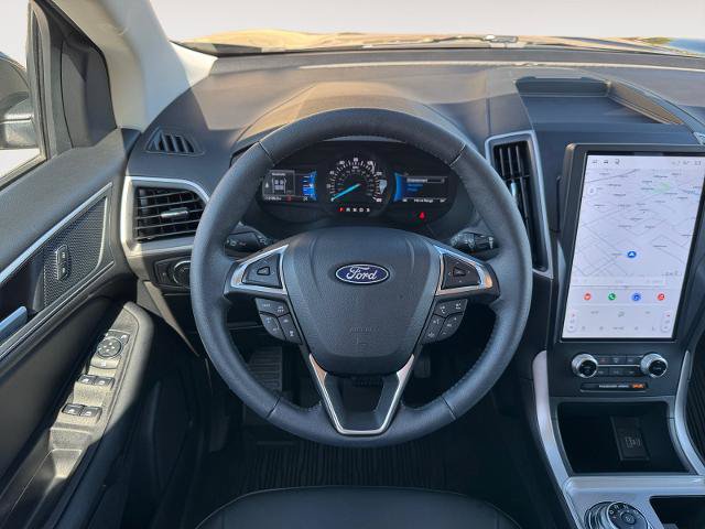 Certified 2024 Ford Edge SEL w/ Convenience Package AWD/4WD image 12