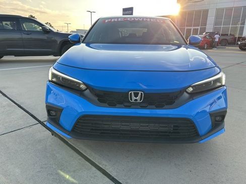 Used 2023 Honda Civic Sport Touring image 2