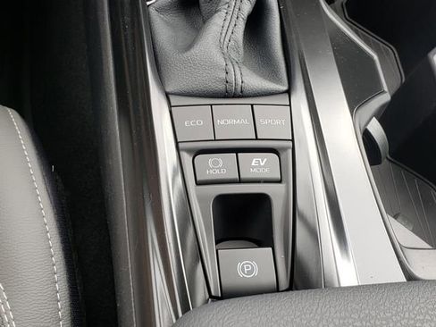 New 2026 Toyota Camry SE FWD image 19