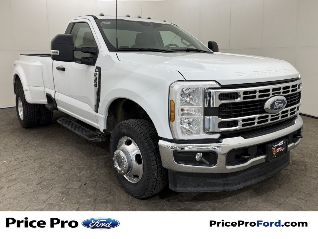Used 2024 Ford F350 XLT AWD/4WD image 1
