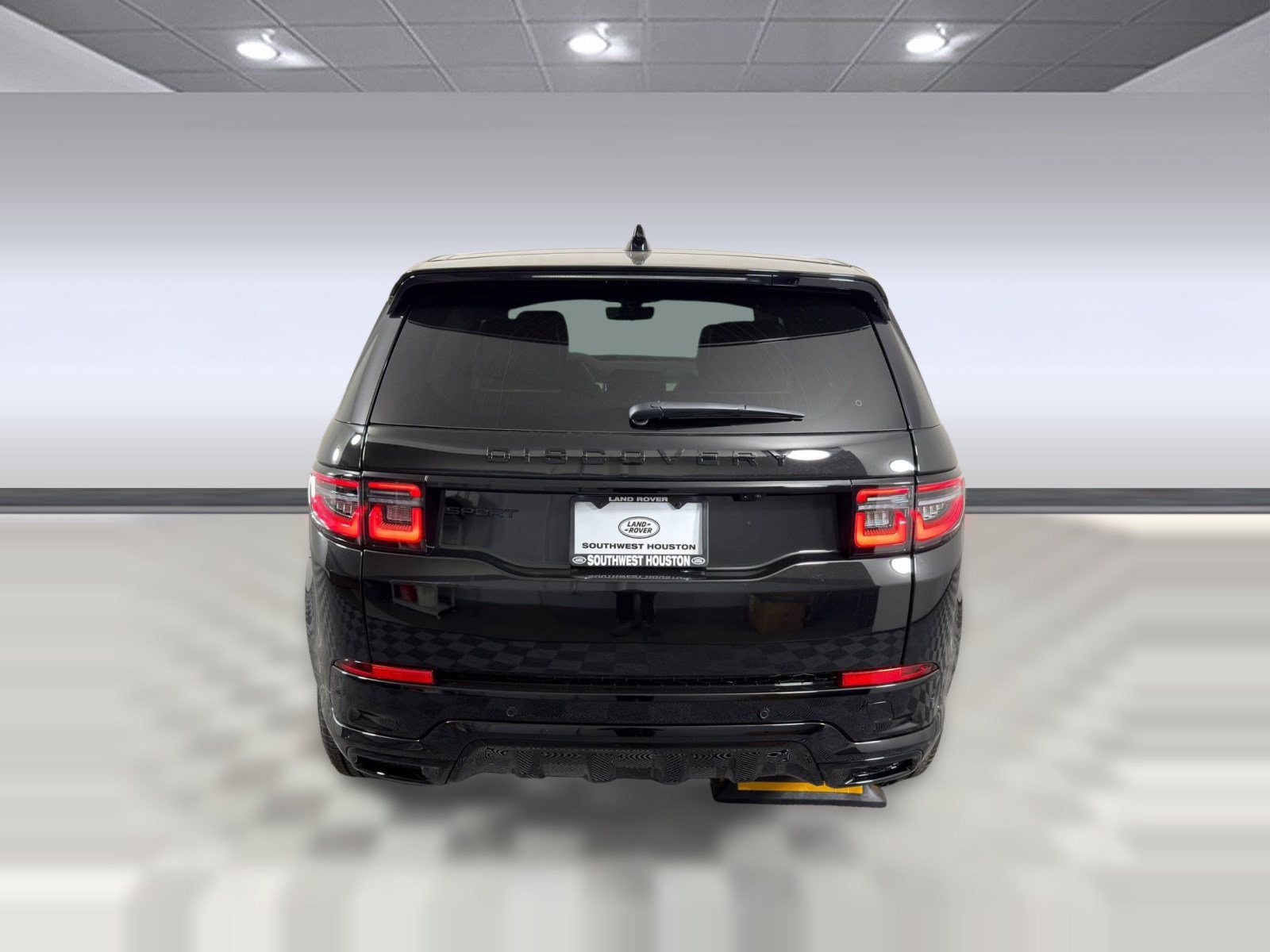 Used 2026 Land Rover Discovery Sport Landmark AWD/4WD image 10