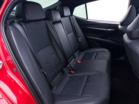 Used 2025 Toyota Camry XSE w/ Premium Package FWD image 40