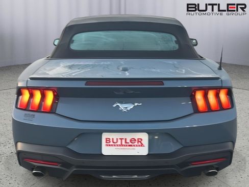 Used 2024 Ford Mustang Premium RWD image 5