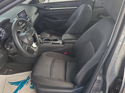 Used 2021 Nissan Altima 2.5 SV FWD image 7