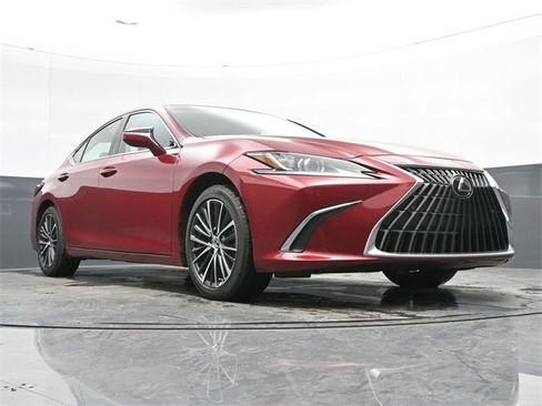 Used 2024 Lexus ES 350 350 w/ Premium Package image 10