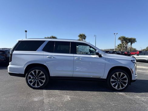 New 2026 Cadillac Escalade Luxury w/ Touring Package image 36