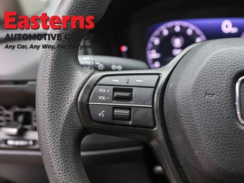Used 2024 Honda Accord EX image 16