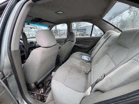 Used 2004 Nissan Sentra S w/ Road Trip Pkg image 11