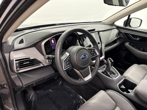 Used 2025 Subaru Outback Limited XT AWD/4WD image 19