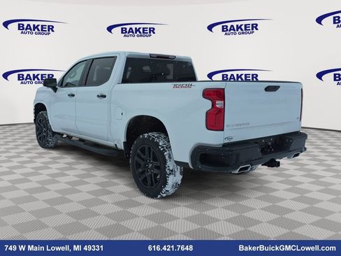 Used 2021 Chevrolet Silverado 1500 LT Trail Boss w/ Bed Protection Package image 7
