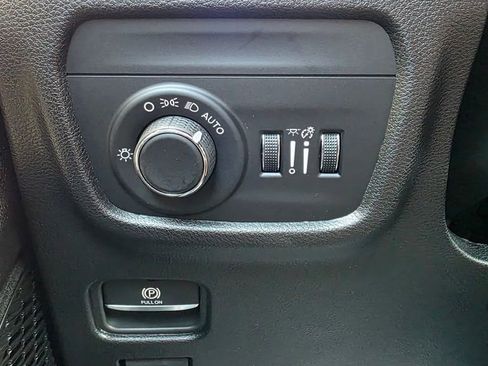 New 2025 Jeep Grand Cherokee L Laredo w/ Luxury Tech Group I image 33