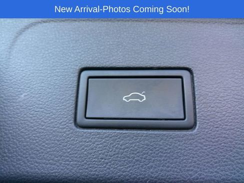 Used 2024 Volkswagen Atlas Peak Edition SEL image 32