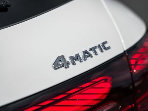 New 2026 Mercedes-Benz GLC 350e 4MATIC image 10