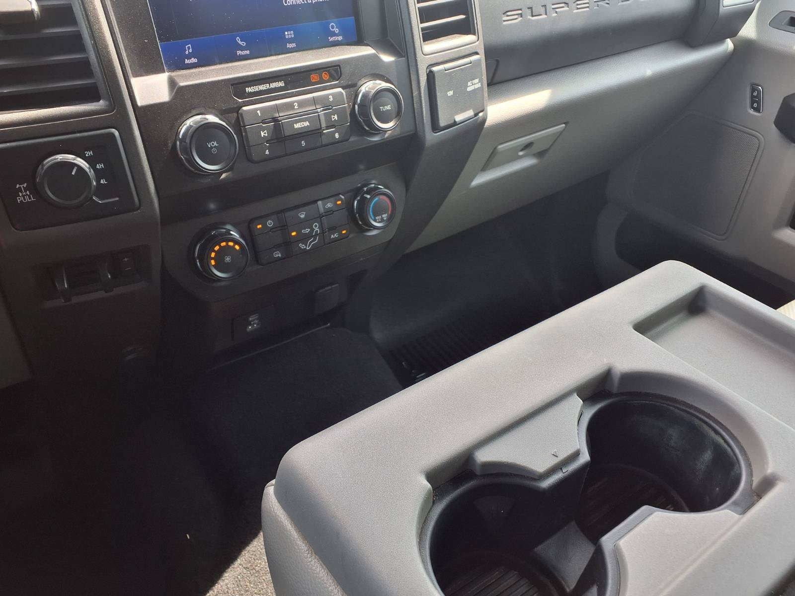Used 2020 Ford F250 XL w/ STX Appearance Package AWD/4WD image 25