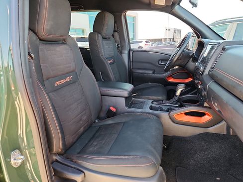 Used 2022 Nissan Frontier PRO-4X image 15