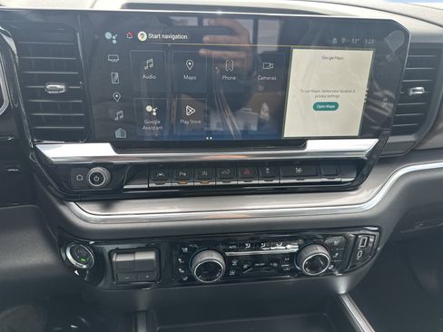 New 2026 Chevrolet Silverado 1500 High Country AWD/4WD image 16