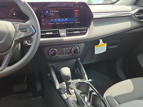 New 2026 Chevrolet TrailBlazer LS w/ LS Convenience Package FWD image 24