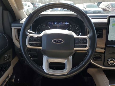 Used 2024 Ford Expedition Max Limited image 30