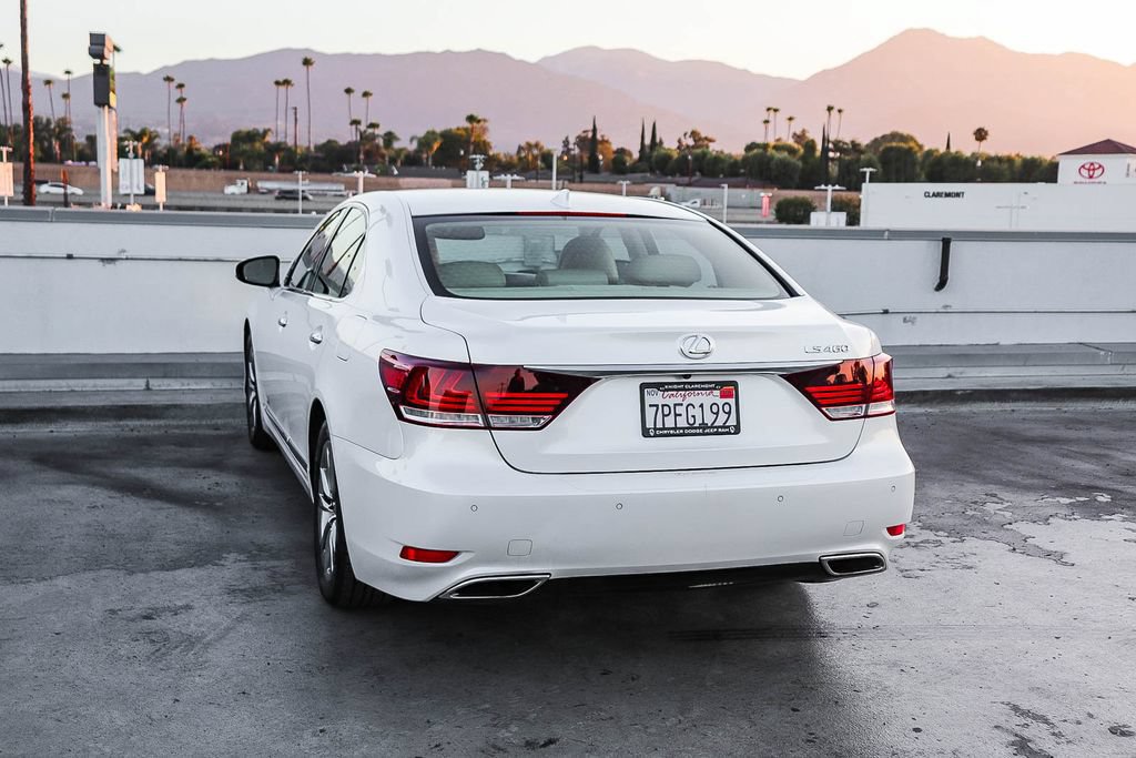Used 2016 Lexus LS 460 w/ Comfort Package RWD image 7