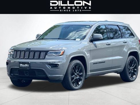 Used 2021 Jeep Grand Cherokee Laredo X AWD/4WD image 8
