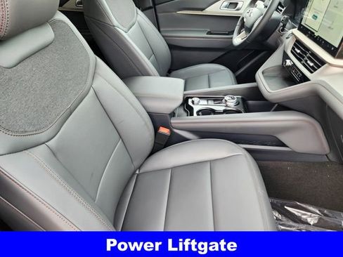 New 2026 Ford Explorer Active w/ Active Comfort Package image 14