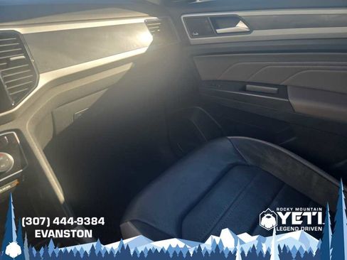 Used 2022 Volkswagen Atlas SEL Premium image 29