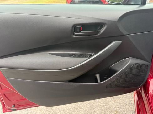 Used 2022 Toyota Corolla LE image 10
