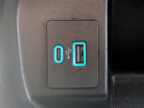 Used 2022 Ford F150 XLT w/ Equipment Group 302A High image 20