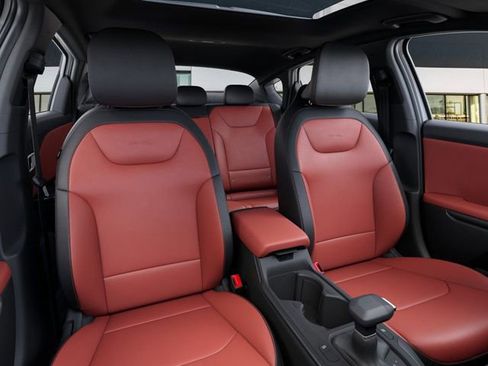 New 2025 Kia K4 GT-Line w/ GT-Line Premium Package image 15