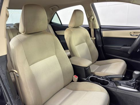 Used 2016 Toyota Corolla LE image 29