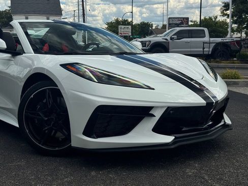 Used 2023 Chevrolet Corvette Stingray Premium Conv w/ Z51 Performance Package image 28