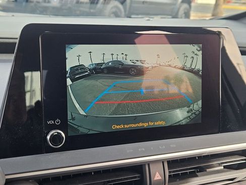 Used 2025 Toyota Prius LE image 12