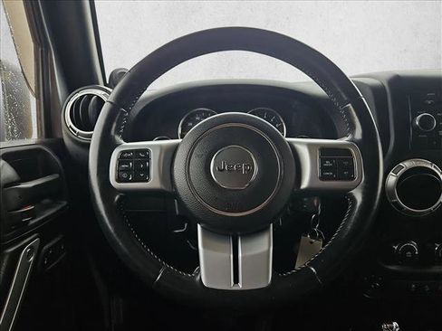 Used 2014 Jeep Wrangler Freedom Edition image 22