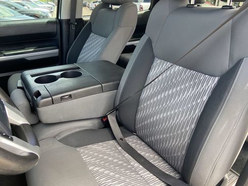 Used 2020 Toyota Tundra SR5 RWD image 13