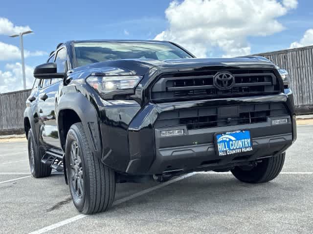 Used 2025 Toyota 4Runner SR5 AWD/4WD image 10