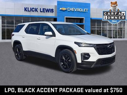 Used 2022 Chevrolet Traverse LT w/ LPO, Black Accent Package