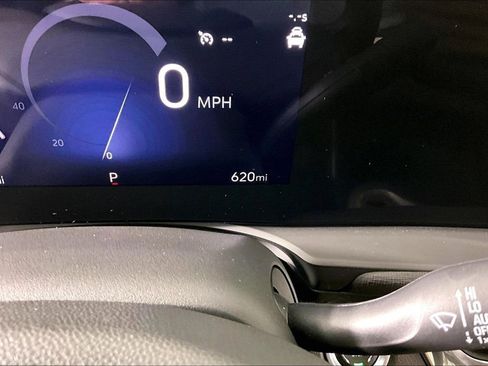 Certified 2026 Buick Envista Sport Touring w/ Convenience I Package FWD image 12