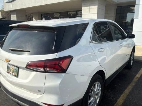 Used 2023 Chevrolet Equinox LT image 11