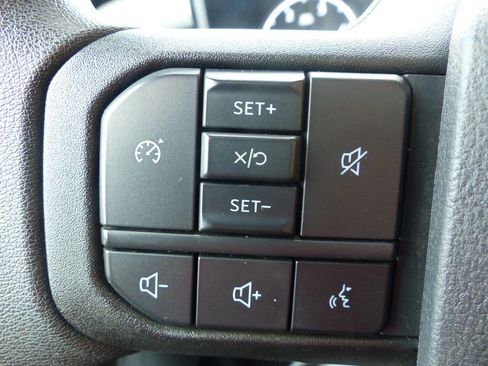 Used 2023 Ford F350 XL w/ FX4 Off-Road Package image 24